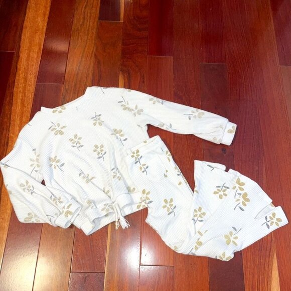 Jessica Simpson Little Girl Floral Outfit 4T - Picture 1 of 9